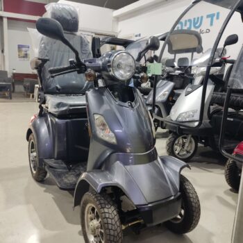 קלנועית יד 2 לורד 4 גלגלים